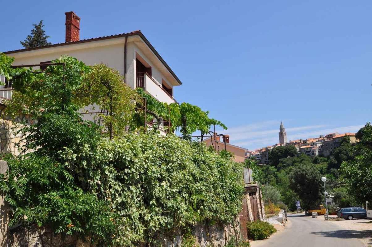 Apartment In Vrbnik/Insel Krk 36796 Екстериор снимка