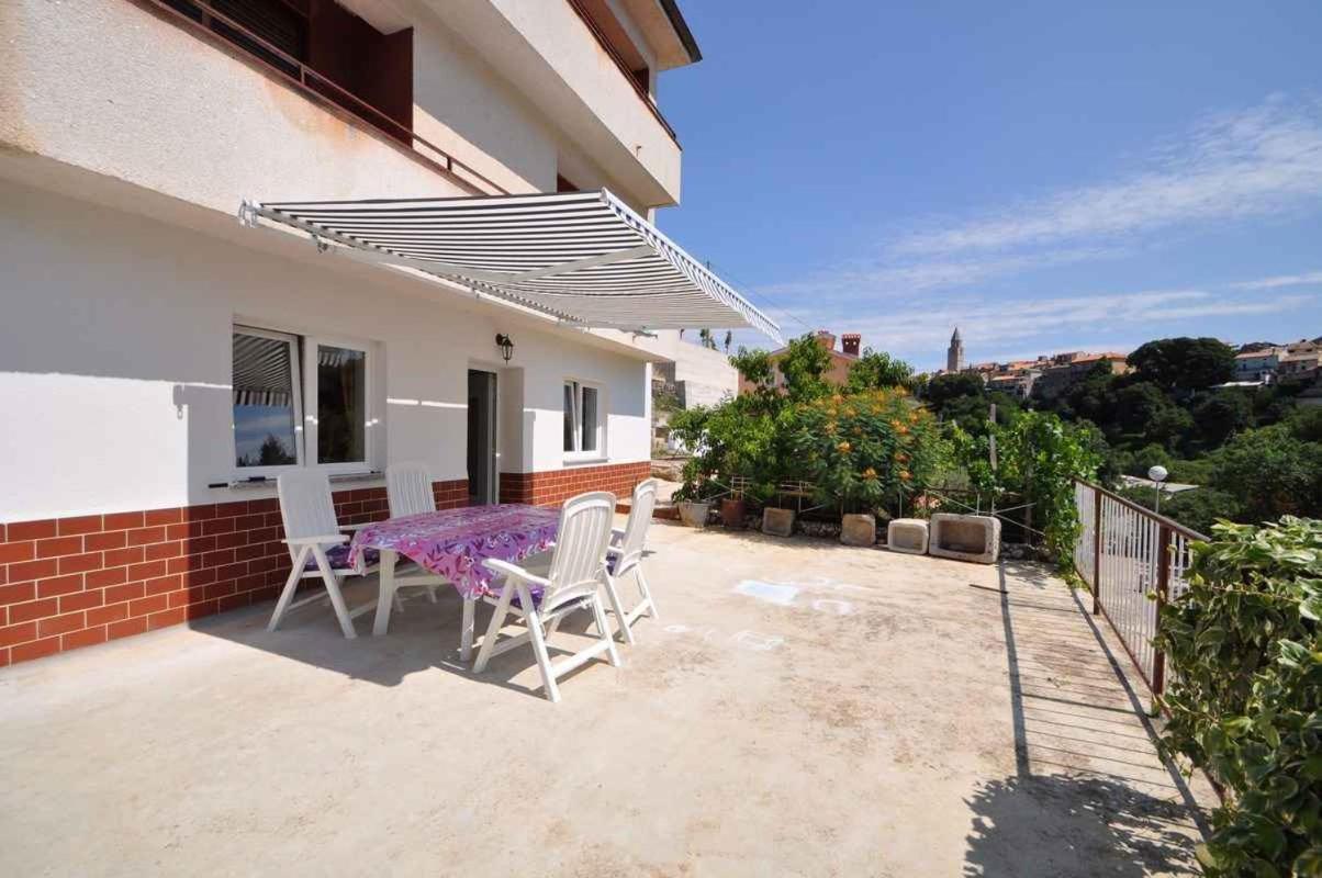Apartment In Vrbnik/Insel Krk 36796 Екстериор снимка